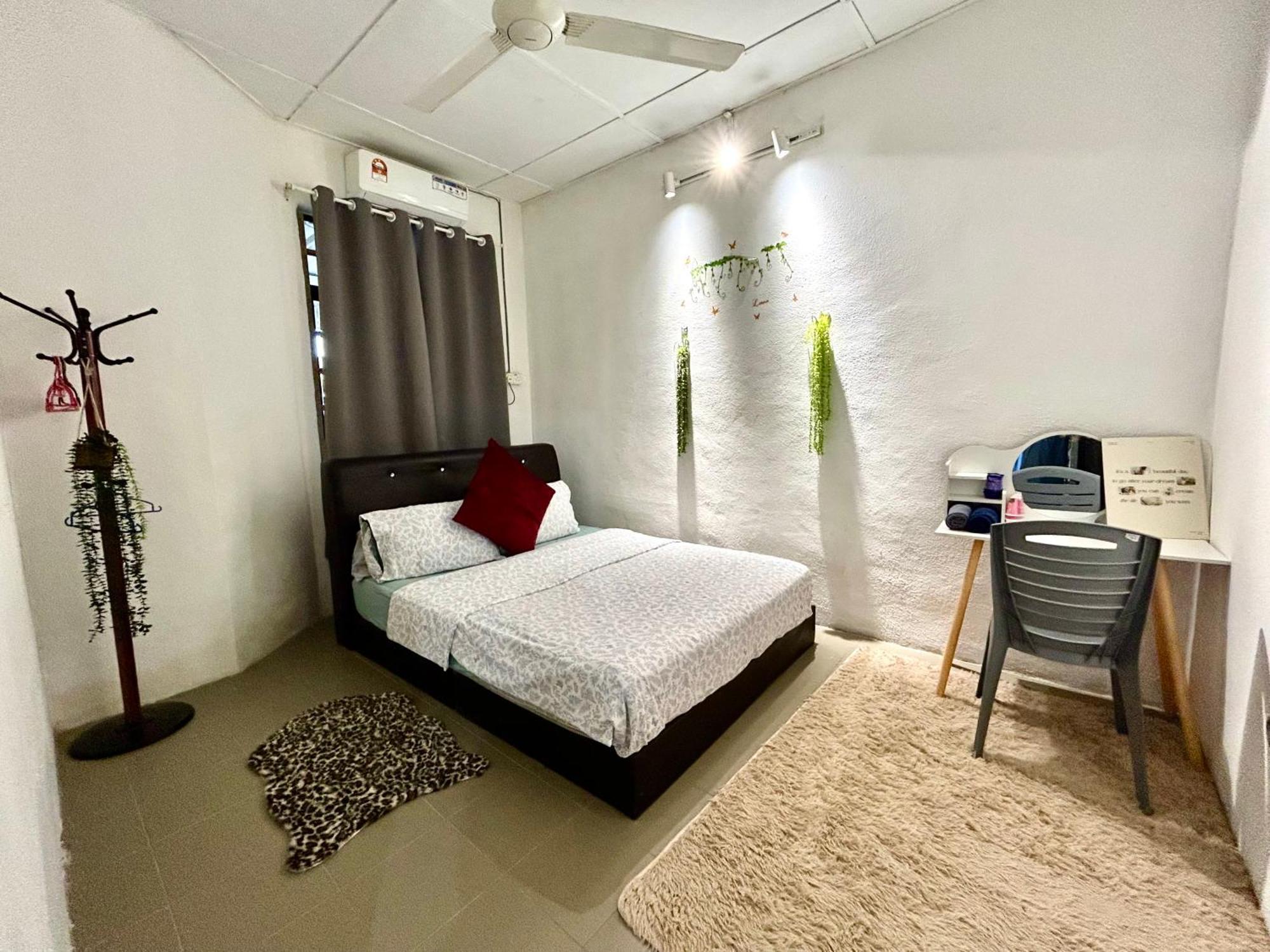 Entire 33 Cozy House • 3 Bedroom @ Alma Bukit Mertajam Luaran gambar